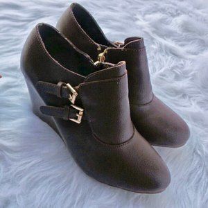 *SOLD*Brown Wedge Ankle Booties